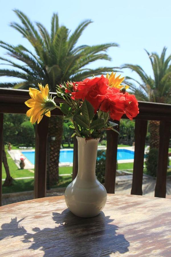 Fiori Hotel Gouvia Exterior photo